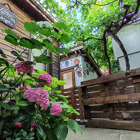 Vanito Art Escape * Nesebar